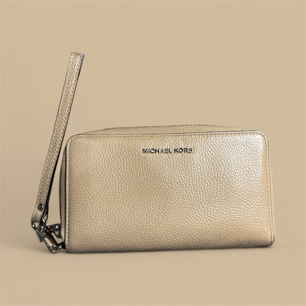 Michael Kors Cream Wristlet Clutch